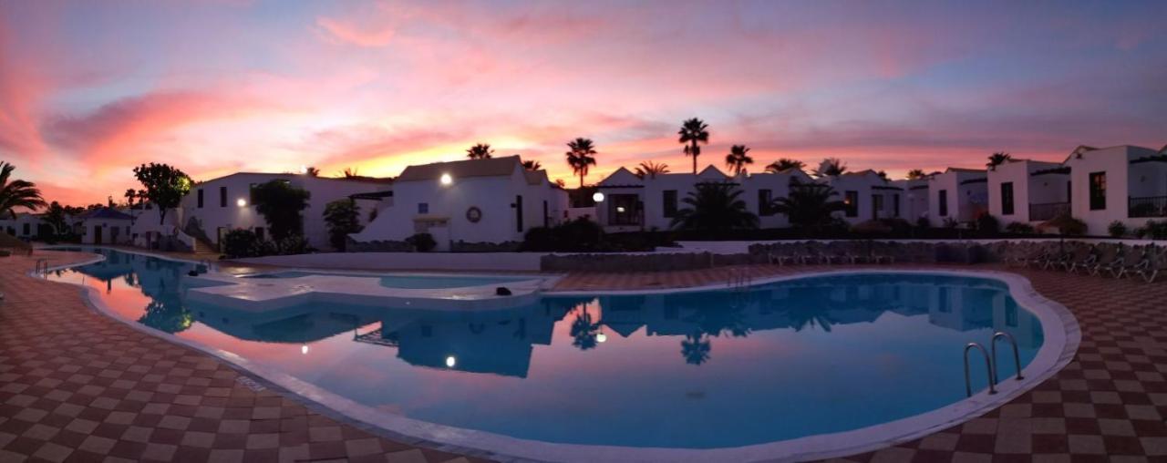 Bungalow Tetir In Caleta De Fuste Exteriör bild
